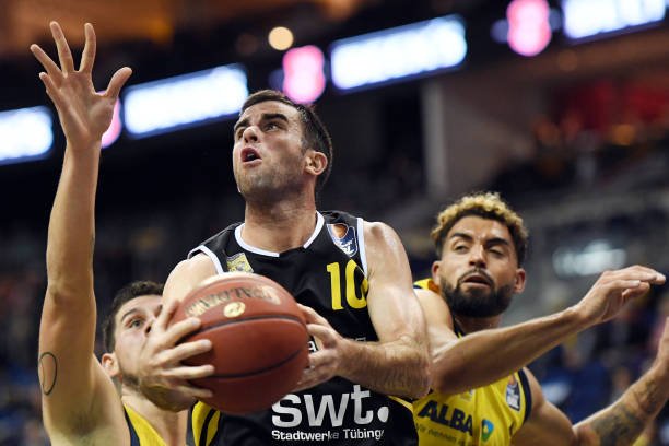 再重返赛场 再重返赛场