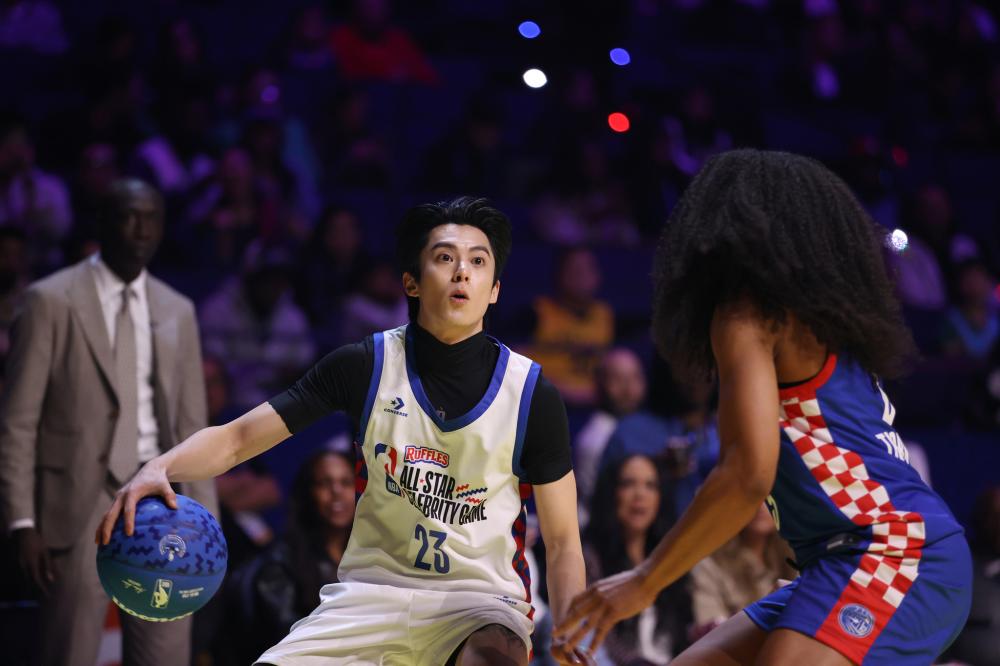 景与雄厚资 景与雄厚资