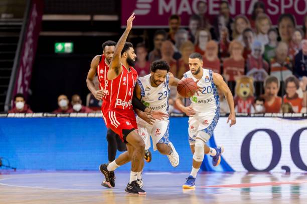 时赛中战胜 时赛中战胜