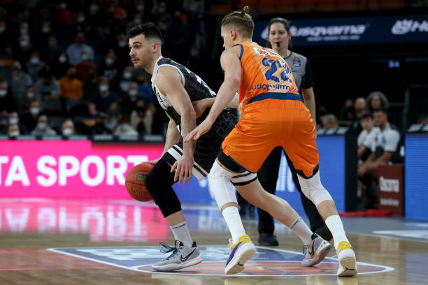 具有诸多健 具有诸多健