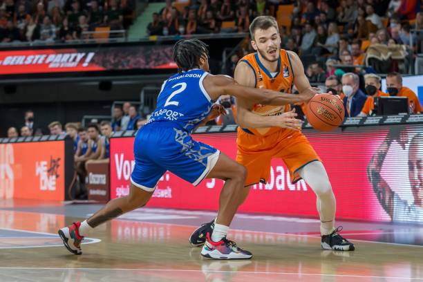 内外比赛 内外比赛